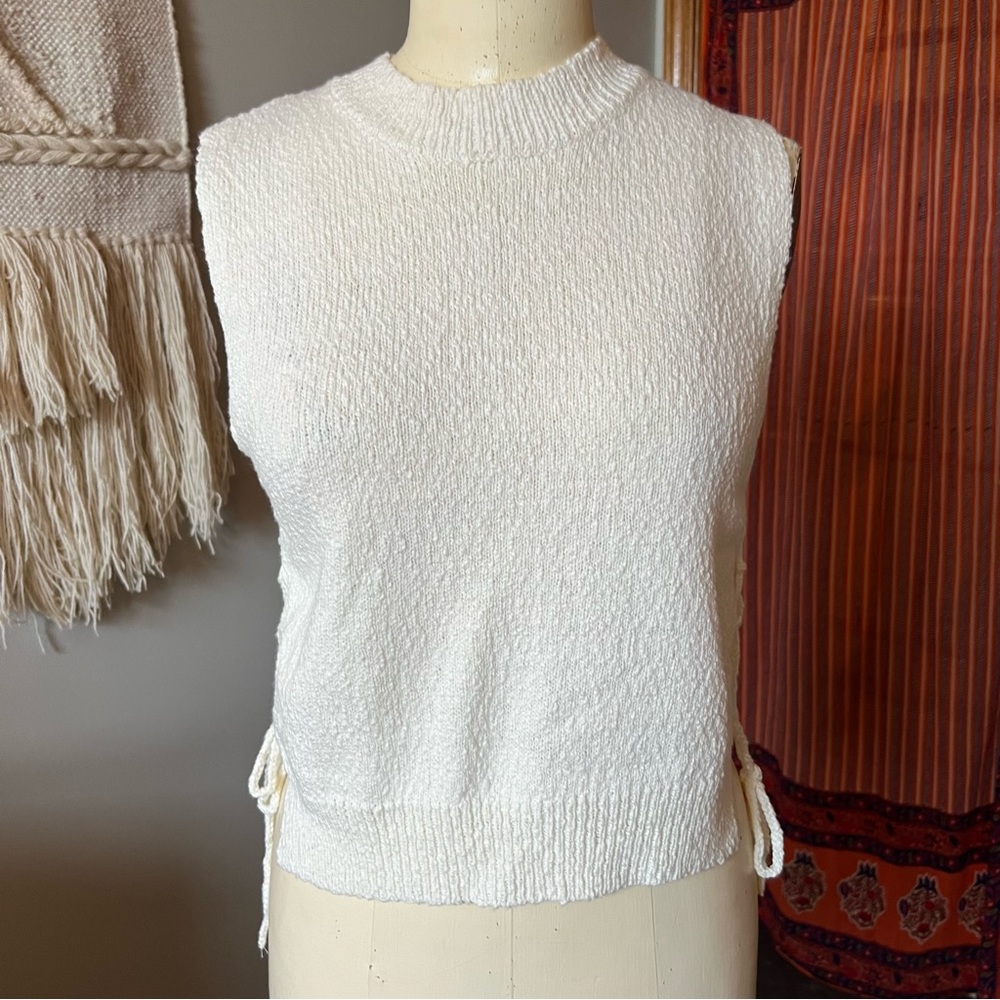 White lace up side knit sleeveless sweater